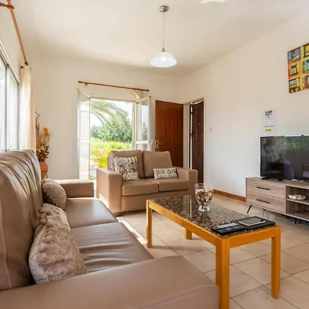 Yiangos House * Neo Chorio