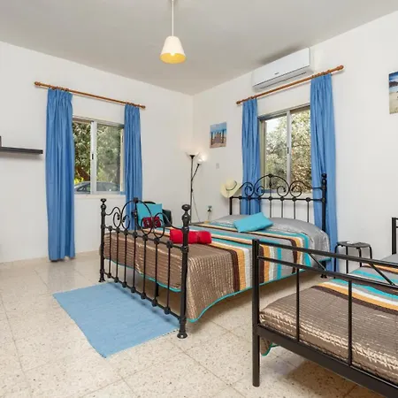 Villa Yiangos House Neo Chorio