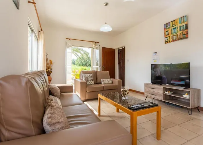 Yiangos House * נאו חוריו