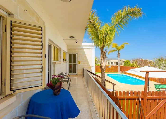 Yiangos House ネオ・チョリオ